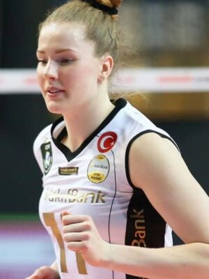 Isabelle Haak hot volley