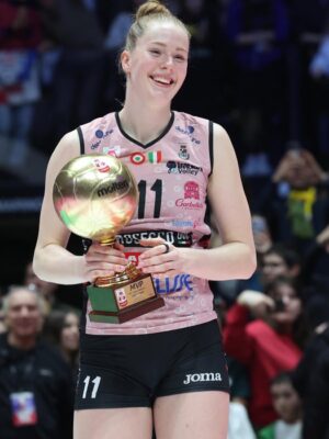 Isabelle Haak volleyball babe