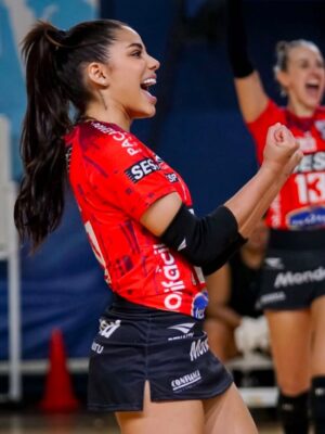 Keyt Alves hot volleyball
