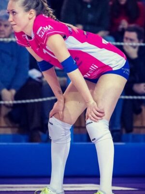 Lara Caravello hot volleyball