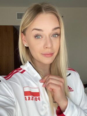 Maria Stenzel face beauty