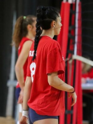 Sonia Ratti hot volley