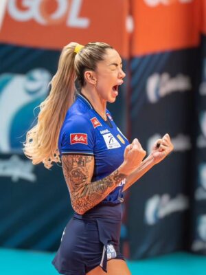 Thaisa Menezes hot volley babe